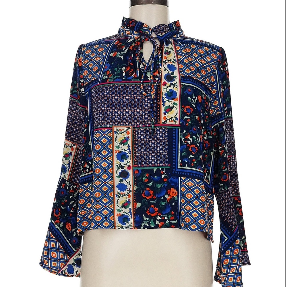Anthropologie HAZEL Boho Hippy Blue Bell Sleeve Graphic Blouse